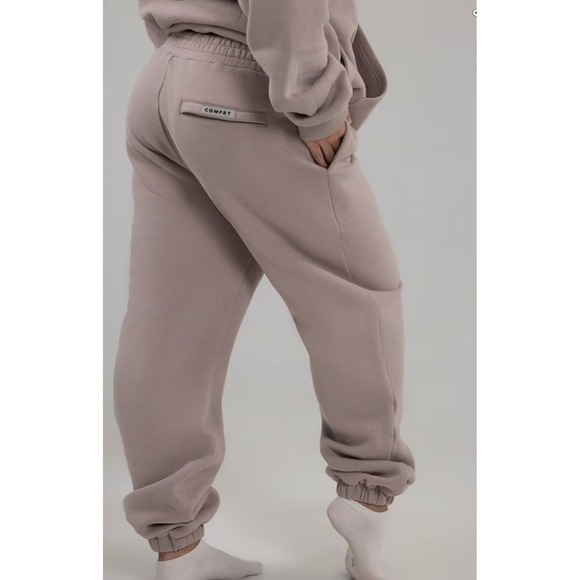 Comfrt Travel Essentials Sweatpants Bark Tan XS KJHU48 Heavyweight Joggers - Picture 2 of 14